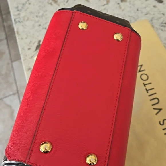 Louis Vuitton Kimono Red and Brown Monogram  Bag with Dust Bag - Picture 5 of 17